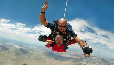 Skydiving Las Vegas - LOCATED ON THE STRIP